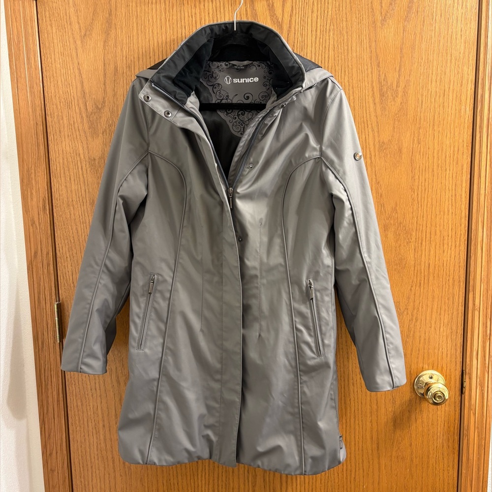 Sunice Women's Gray Winter Jacket Size 6/Small
